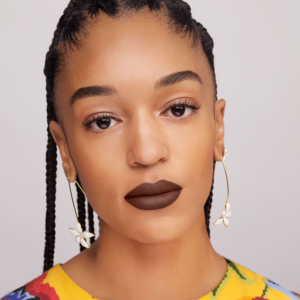 FABULOUS KISS LIPSTICK BLUR MATTE (LABIAL EFECTO MATE)